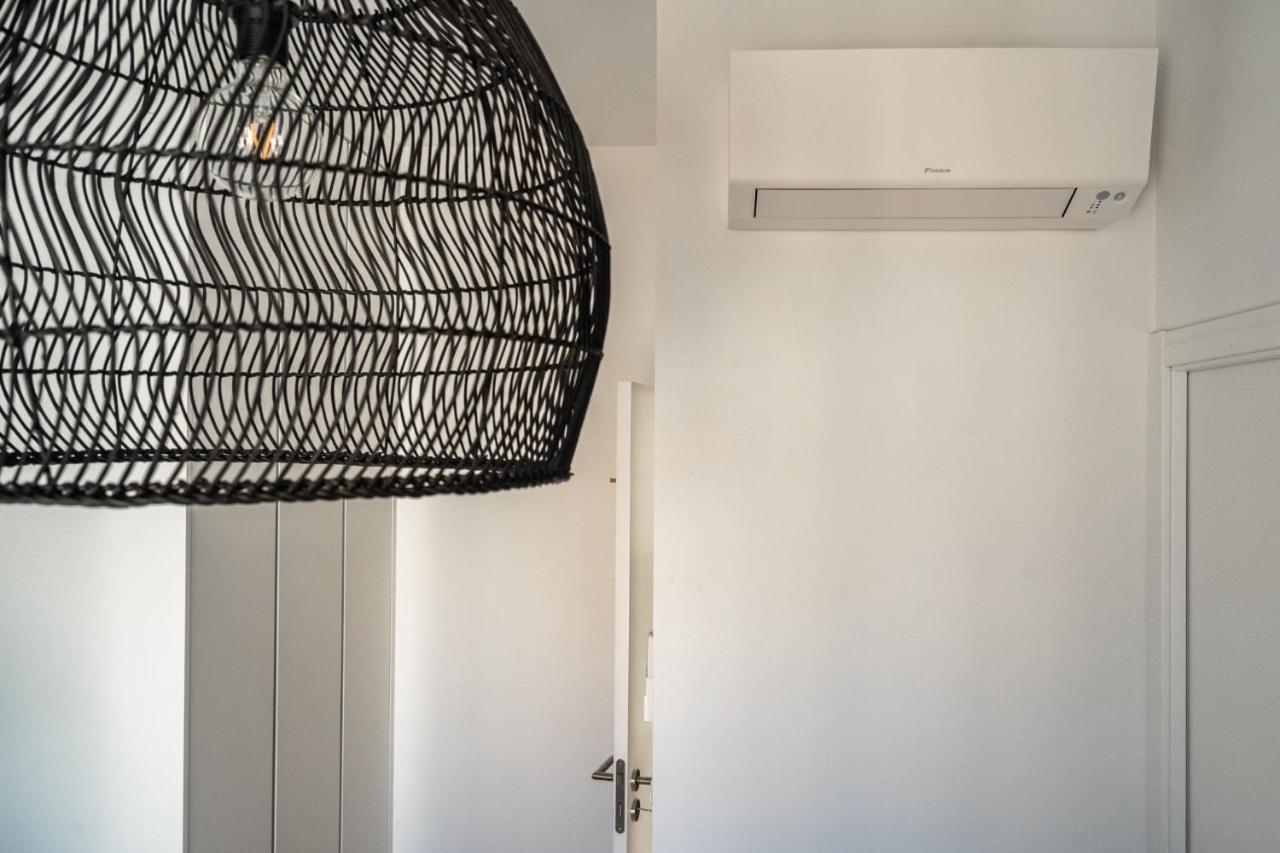 Akicity Ourique White * Lisbon