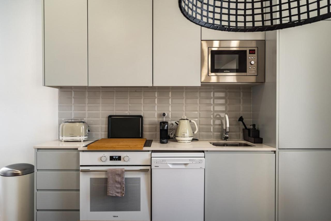 Apartment Akicity Ourique White Lissabon