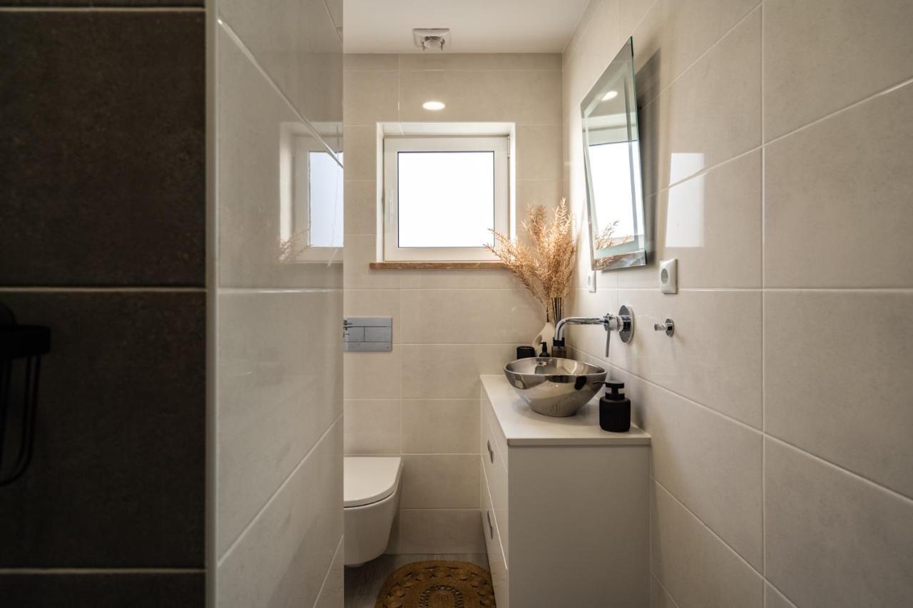 Akicity Ourique White Apartment *